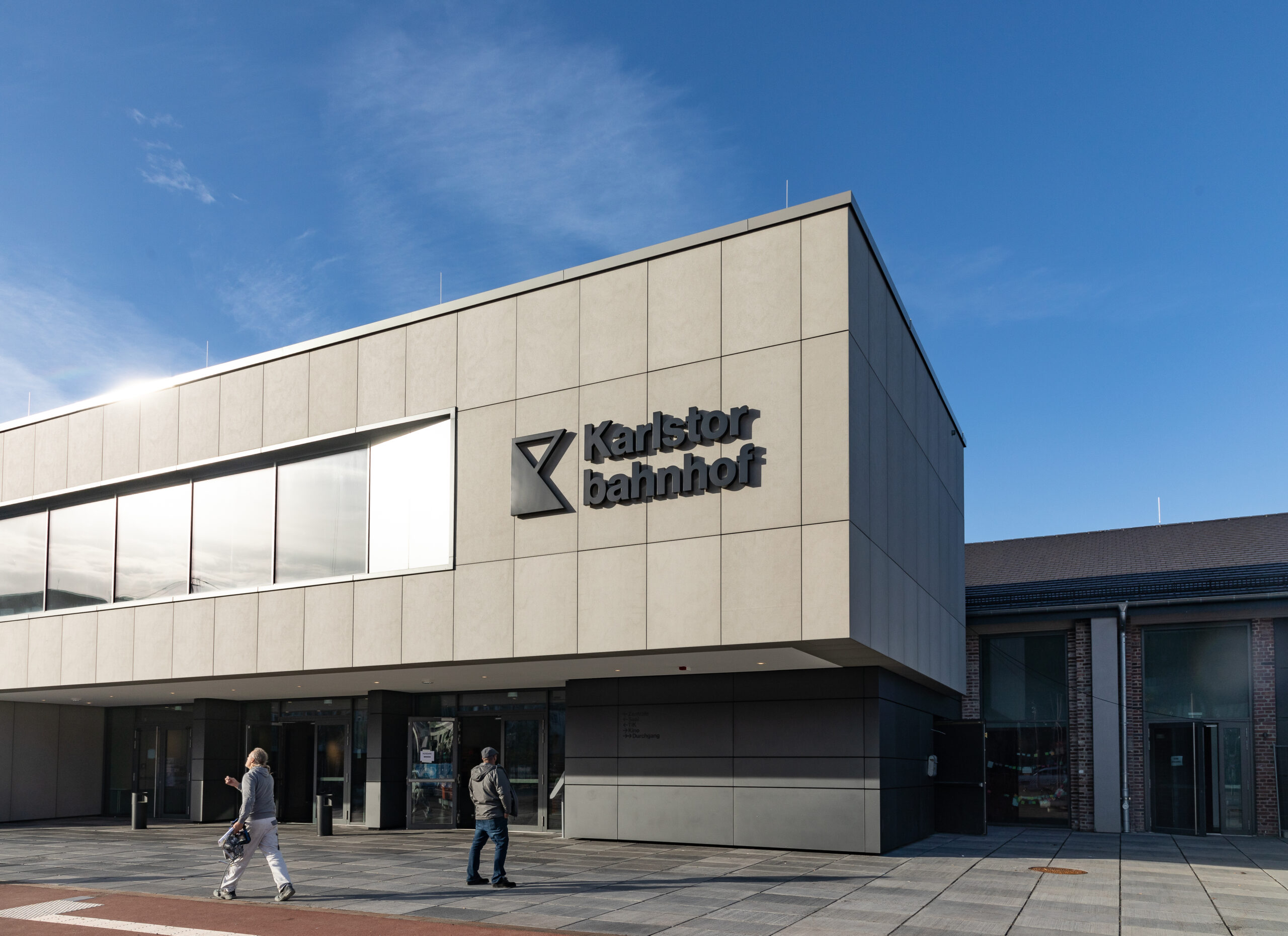Karlstorbahnhof