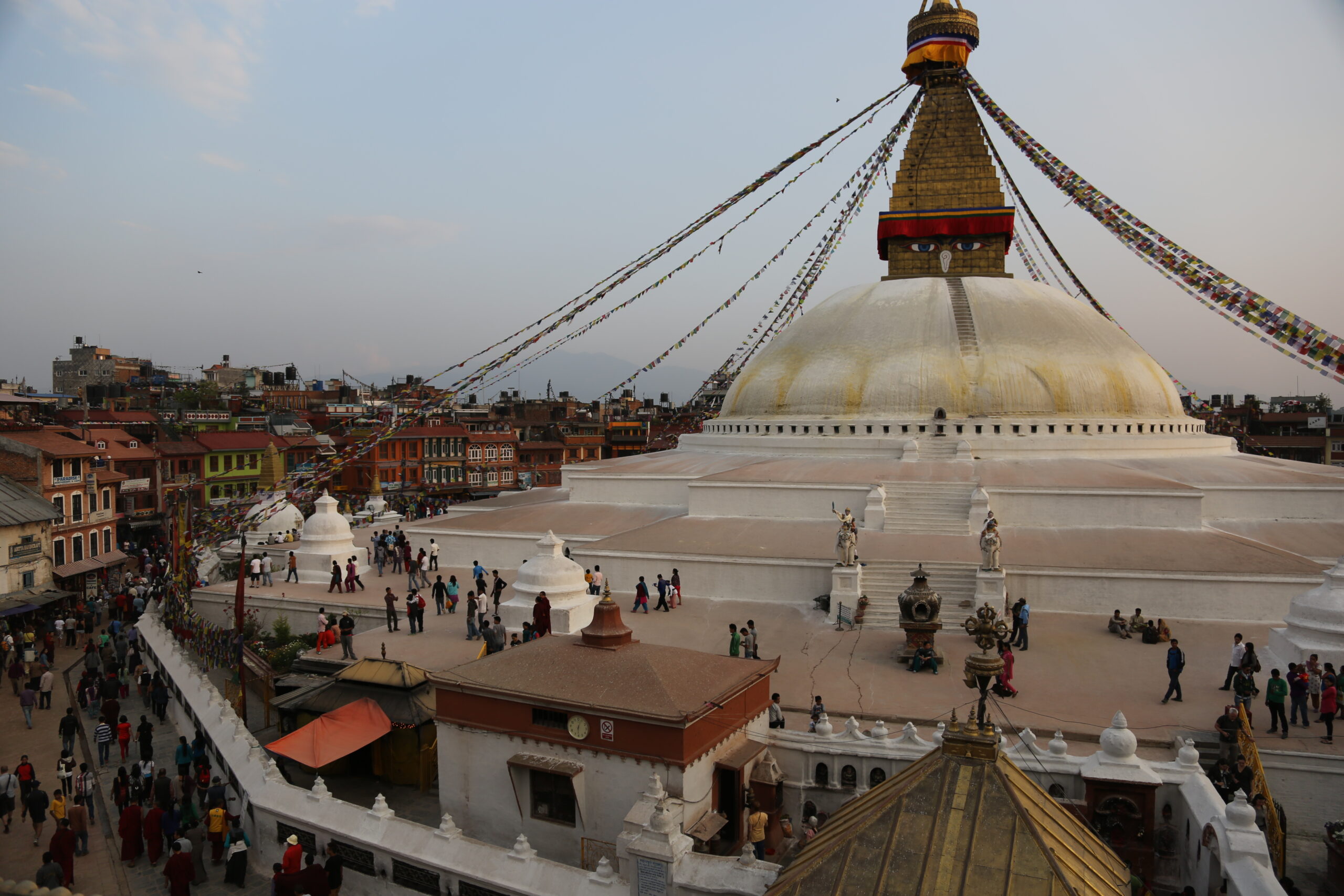 nepal-10386-130427-boudha